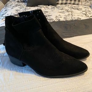 Soda brand Black Ankle Boot Women’s Size 10
